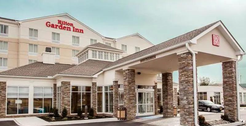 Hilton Garden Inn Spartanburg Exterior photo